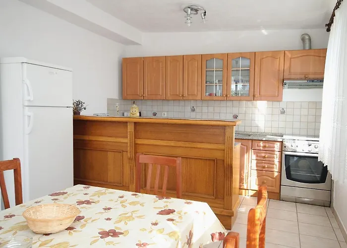 Family Friendly Seaside Vlasici, Pag - 4319 * Vlasici