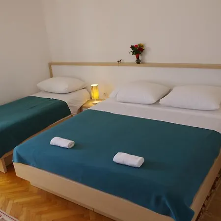 Apartmán Family Friendly Seaside Vlasici, Pag - 4319 *