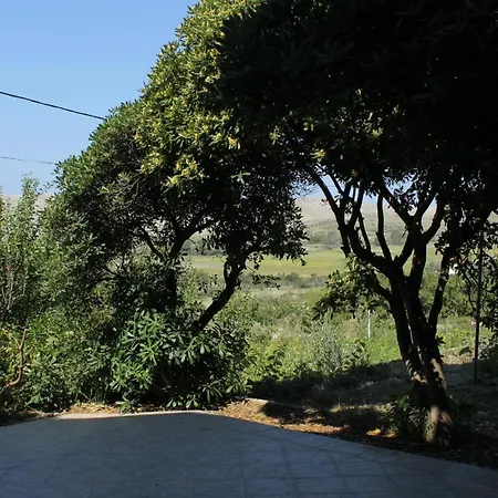 Family Friendly Seaside Vlasici, Pag - 4319 *