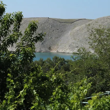 Family Friendly Seaside Vlasici, Pag - 4319 דירה *