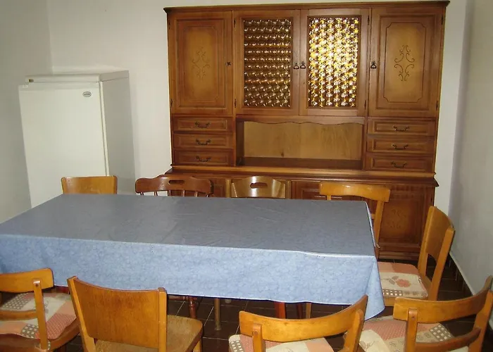 Family Friendly Seaside Vlasici, Pag - 4319 *