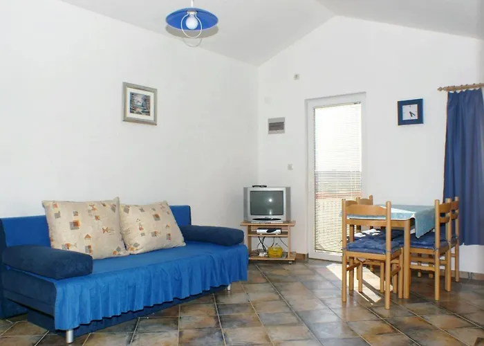 아파트 Family Friendly Seaside Vlasici, Pag - 4319 *