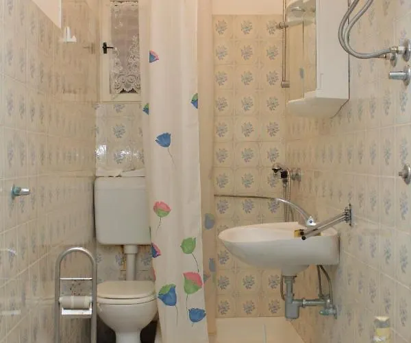 아파트 Family Friendly Seaside Vlasici, Pag - 4319 *